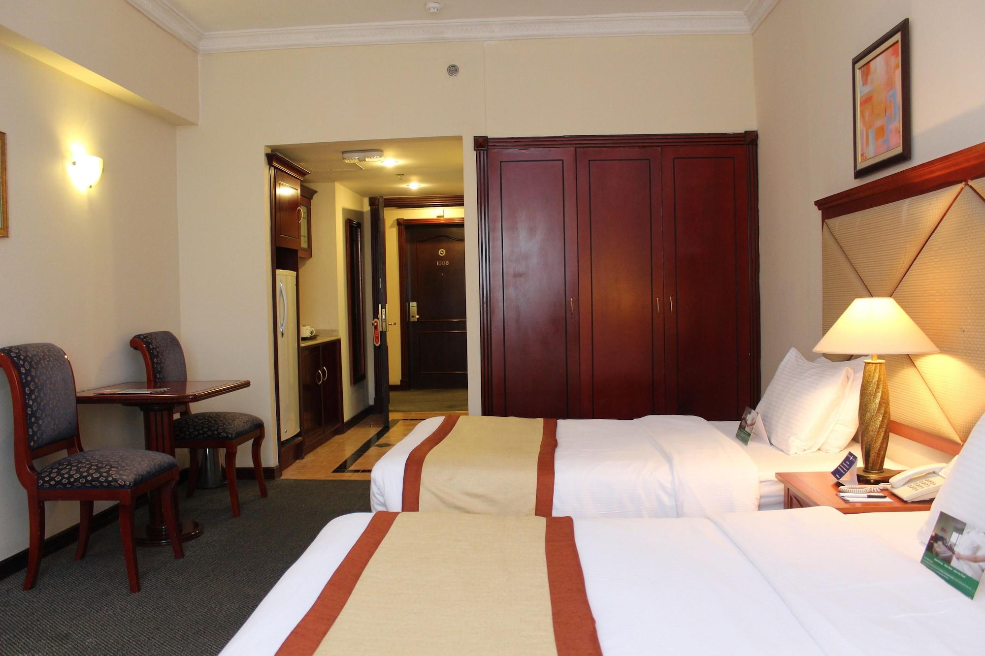 Al Diar Mina Hotel Abu Dhabi Exterior photo