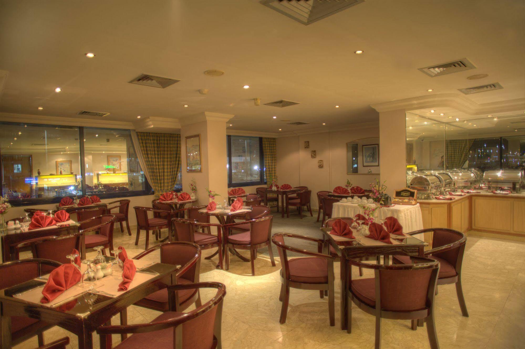 Al Diar Mina Hotel Abu Dhabi Exterior photo